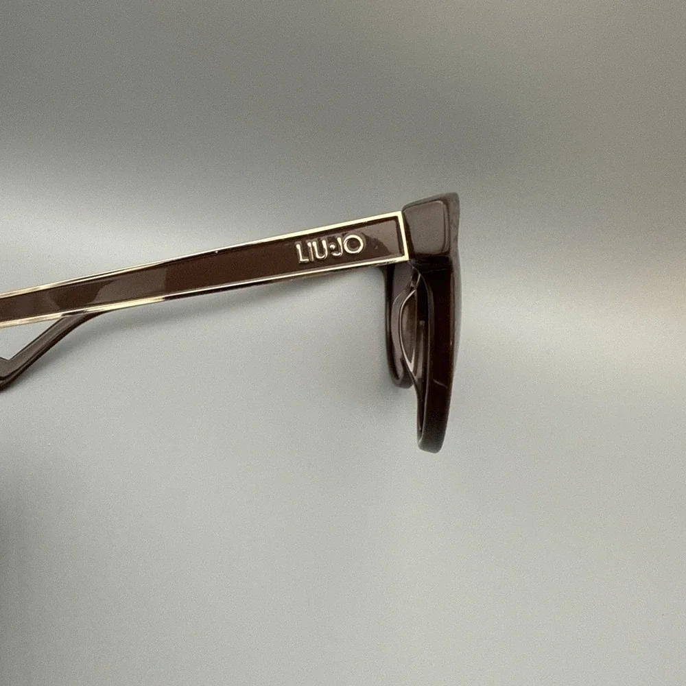 LIU JO AUTHENTIC SUNGLASSES- LJ653S BROWN/GOLD ACCENT LEATHER ROUND FRAMES- HOT!